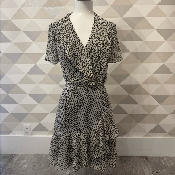 Reiss Elegant Black and Cream Patterned Dress - Picture 3 of 7